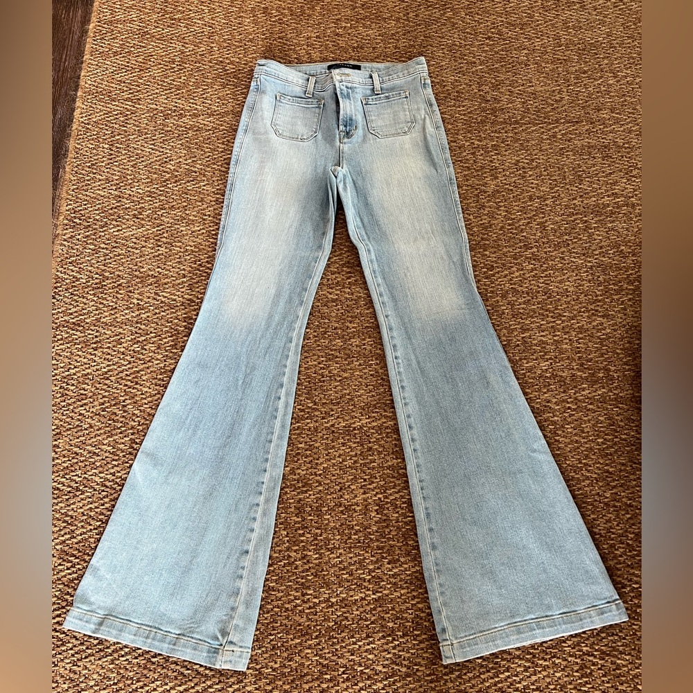 J Brand Demi Patch Pocket Flare in Beach Line, size 28 with 35” inseam